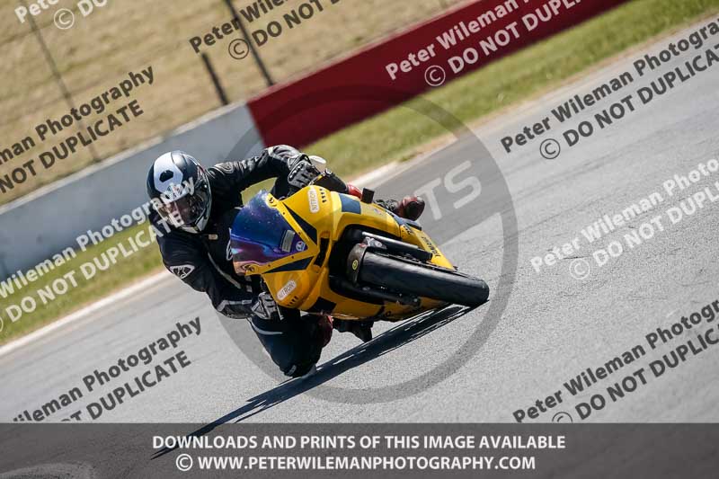 donington no limits trackday;donington park photographs;donington trackday photographs;no limits trackdays;peter wileman photography;trackday digital images;trackday photos